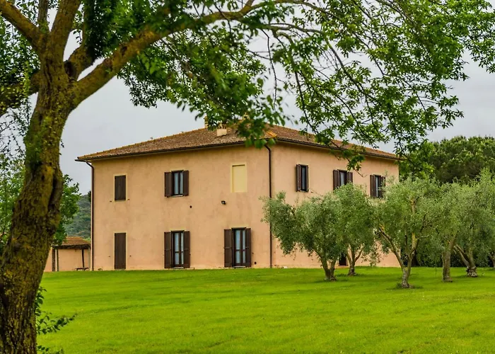 La villa: Tenuta Agricola dell'Uccellina